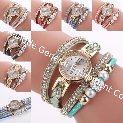 WJ-6963 China Factory Female Fashion Watch Cheap Charming Punk Dress Bracelet Lady Watch Soft Fabric Girl Wristwatch