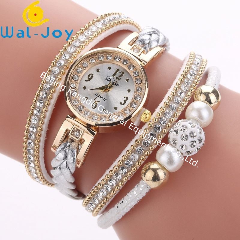 WJ-6963 China Factory Female Fashion Watch Cheap Charming Punk Dress Bracelet Lady Watch Soft Fabric Girl Wristwatch
