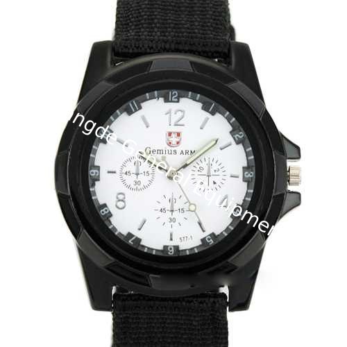 SW-545 Hot Sale Fashion Nylon Band Quartz Army Men Watch